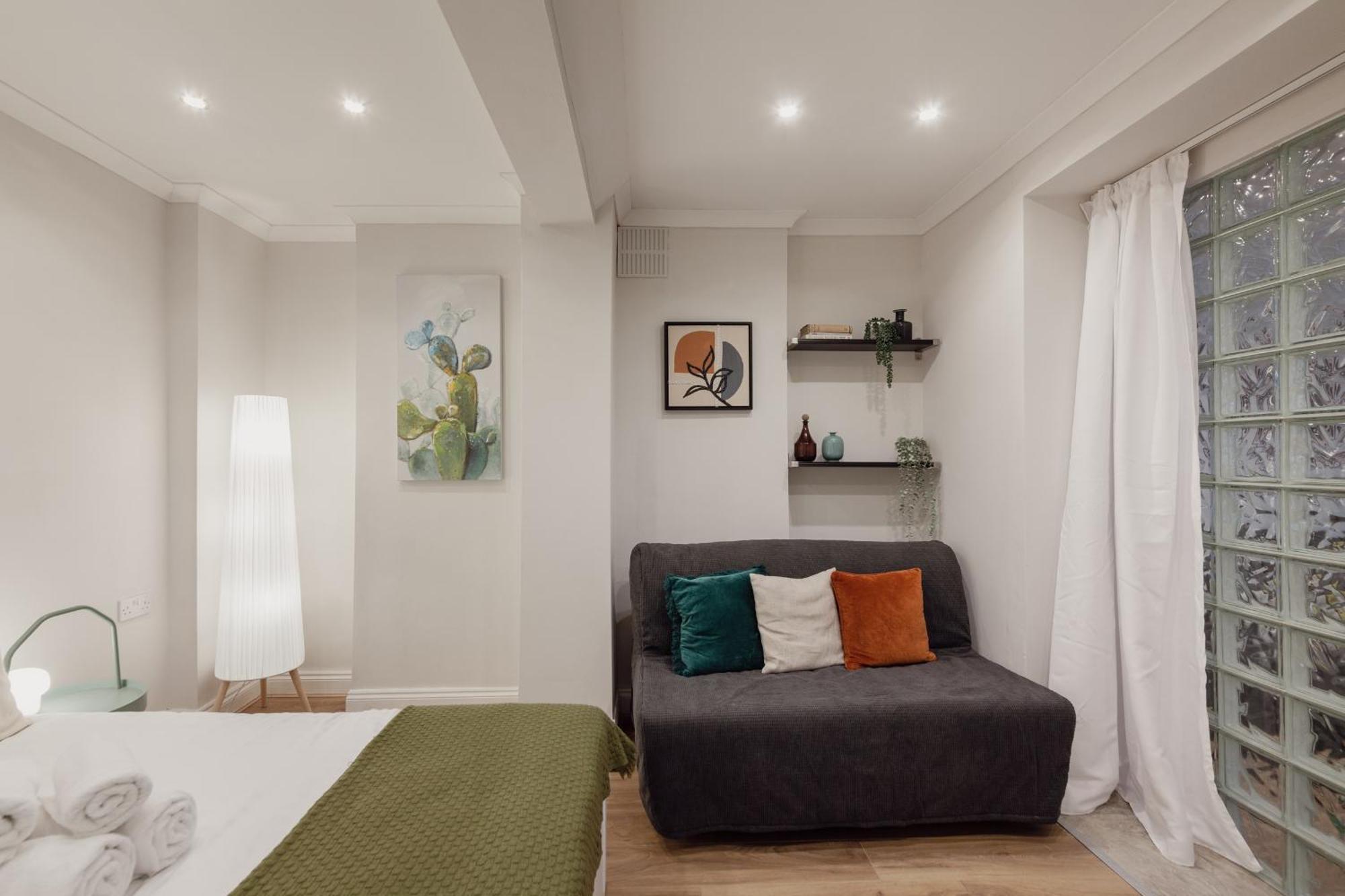 Апартаменты Kensington Nest Flat *
