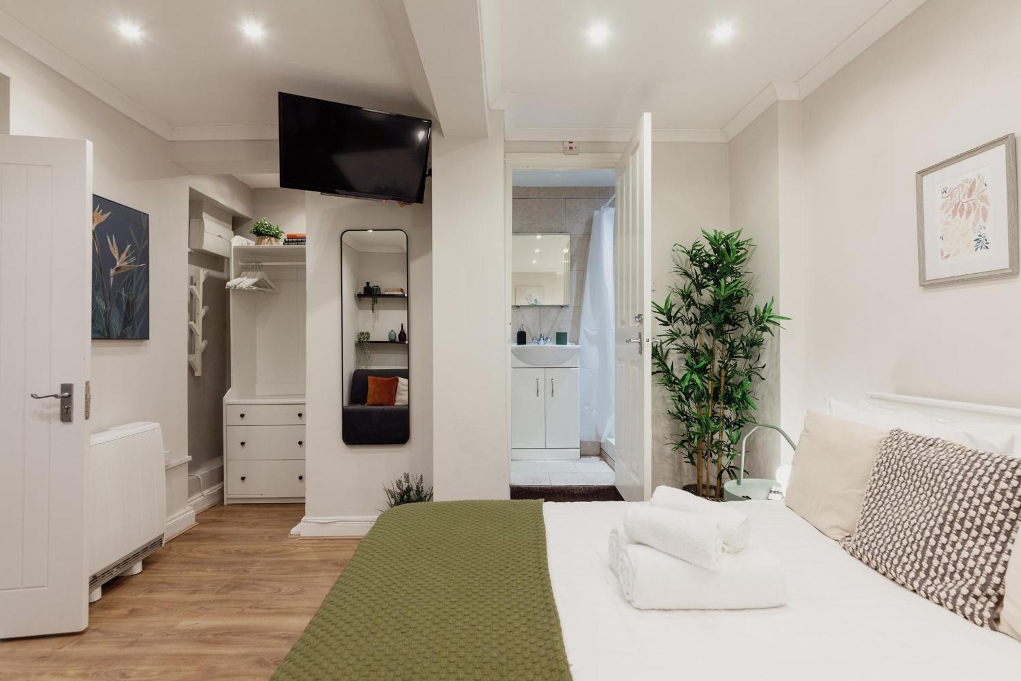 Апартаменты Kensington Nest Flat