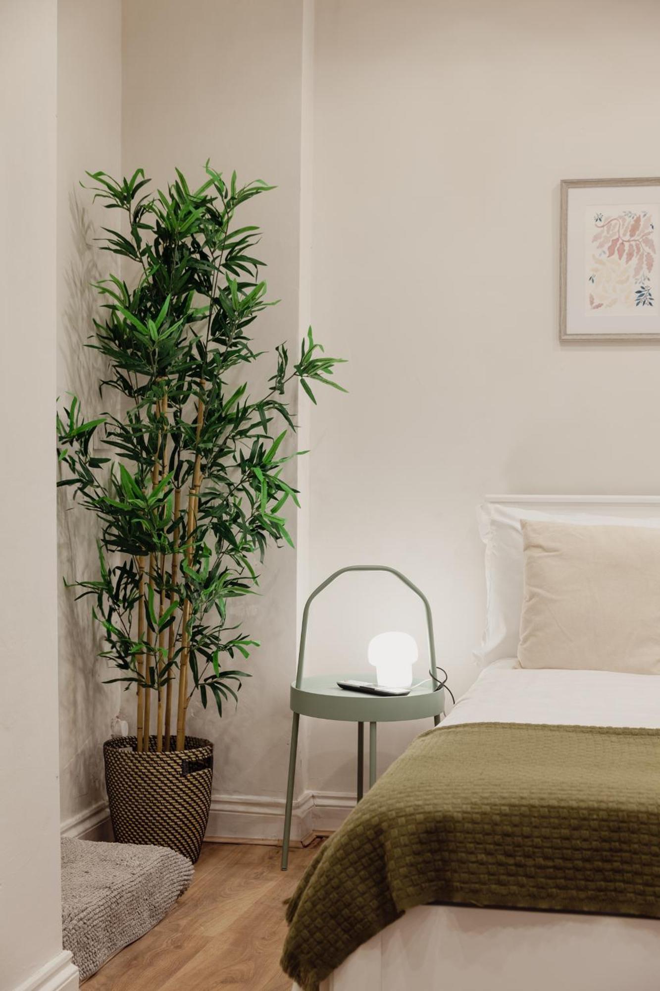 Kensington Nest Flat Апартаменты *